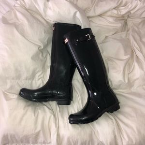 Hunter Women’s Original Tall Black Rainboots